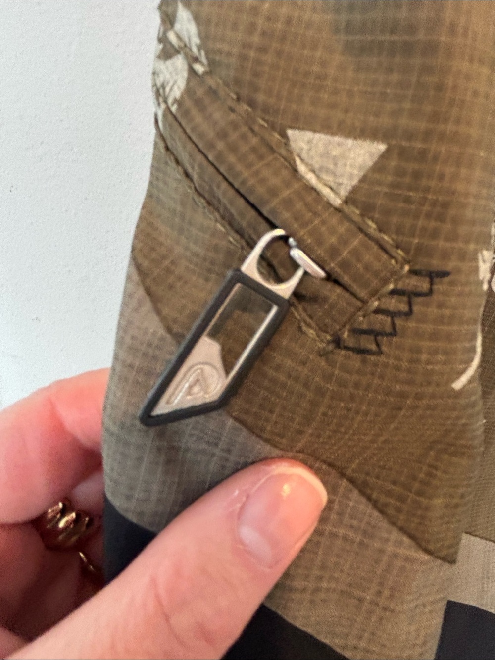 Quiksilver Olive, Beige & Black Striped Board Shorts 🇬🇧 - Picture 6 of 7